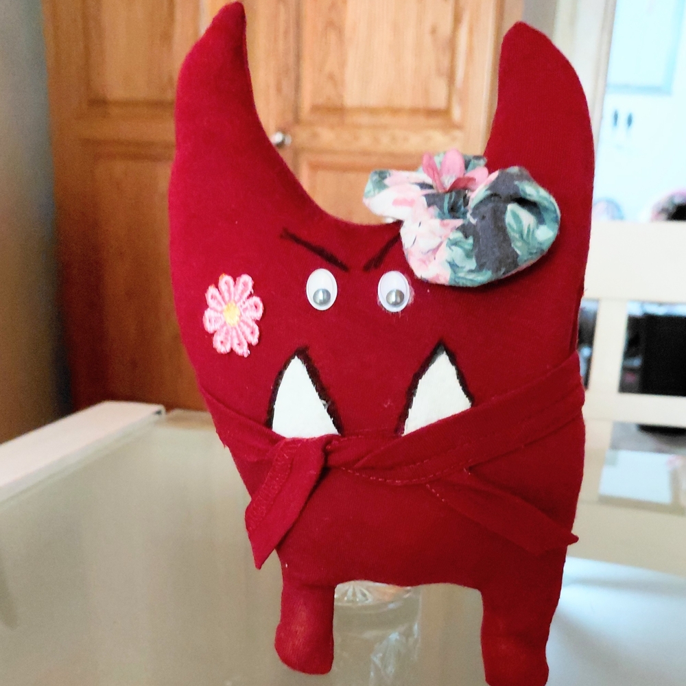 Susie 10" Tall She Is So Mad At Her Husband (Handmade)